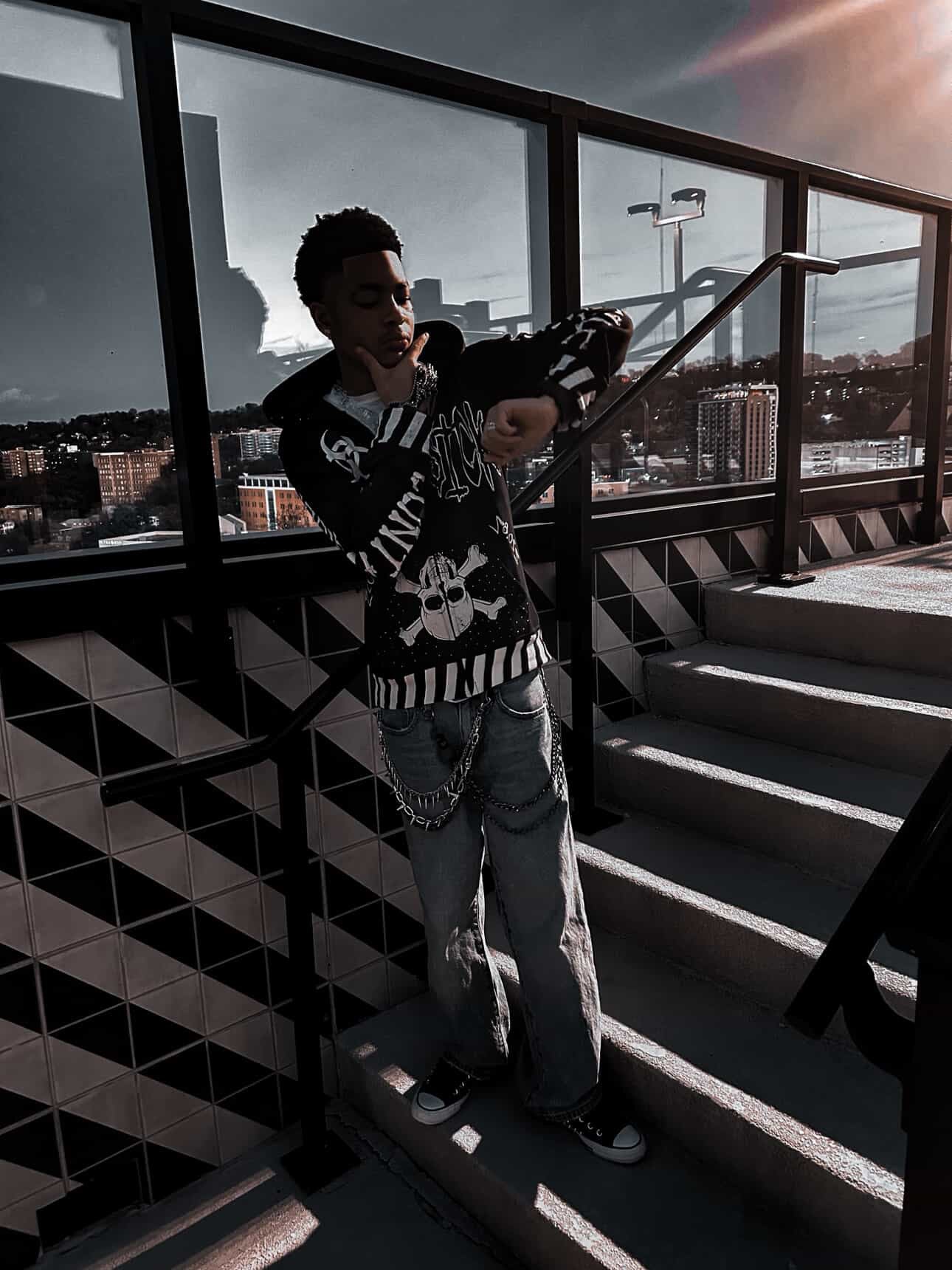 cropped black and white zip up hoodie