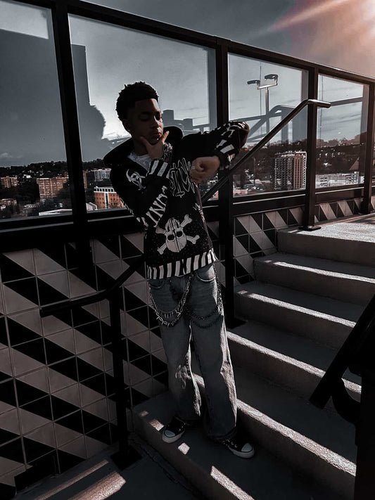 cropped black and white zip up hoodie