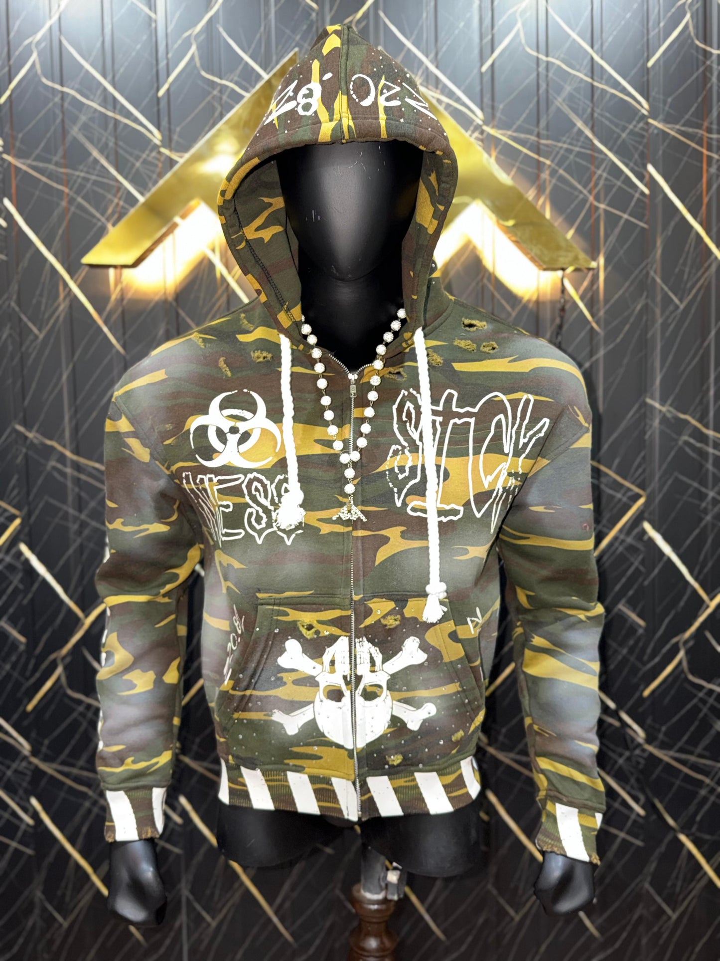 cropped black and white zip up hoodie