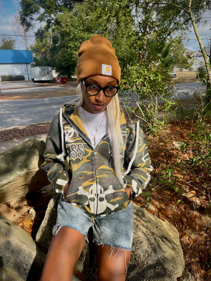 cropped black and white zip up hoodie